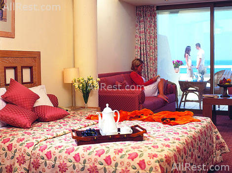 Sani Beach Hotel 6